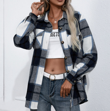 Load image into Gallery viewer, Plaid Loose Casual Shirt Jacket