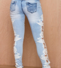 Load image into Gallery viewer, Lace Accented Slim Fit Jeans