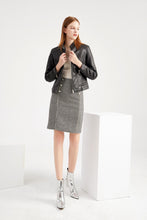 Load image into Gallery viewer, Zippered Short Plushed Lined Waist Jacket