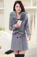 Load image into Gallery viewer, Large fur collar woolen coat