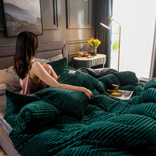 Load image into Gallery viewer, Ribbed Double Thick Velvet Bed Sheets