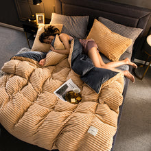 Load image into Gallery viewer, Ribbed Double Thick Velvet Bed Sheets