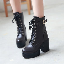 Load image into Gallery viewer, Square Heeled Boots