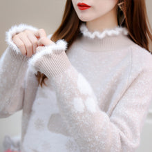 Load image into Gallery viewer, Reindeer Graphic Super Soft Sweater