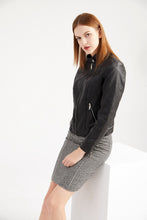 Load image into Gallery viewer, Zippered Short Plushed Lined Waist Jacket