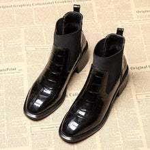 Load image into Gallery viewer, Squared Heeled Black Boots