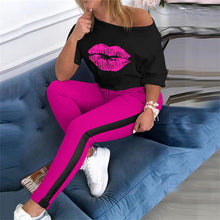 Load image into Gallery viewer, Printed Joggers with Bold Pipping Pants