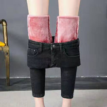 Load image into Gallery viewer, Plush Lined Slim Fit Jeans