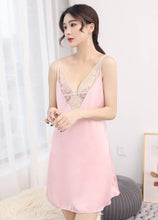 Load image into Gallery viewer, Chiffon silk pajamas