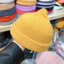 Load image into Gallery viewer, Knitted Woolen Melon Hat