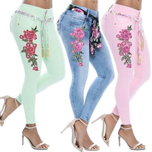 Load image into Gallery viewer, Skinny Floral Accented Jeans