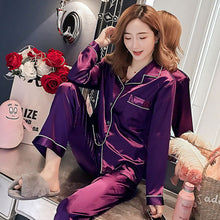 Load image into Gallery viewer, Silky Long-sleeved Pajama Set