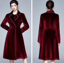 Load image into Gallery viewer, Designer Vintage Notched Collar Velvet Maxi Coat