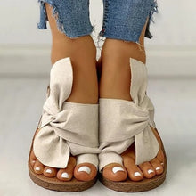 Load image into Gallery viewer, Low Heel Bow-tied Leather Sandals