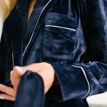 Load image into Gallery viewer, Velvety Warm Solid Color 2pc Pajamas