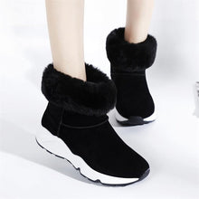 Load image into Gallery viewer, Waterproo Fur Lined Warm Ankle Snow Boots
